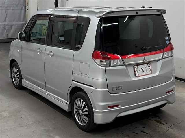 MITSUBISHI DELICA D:2