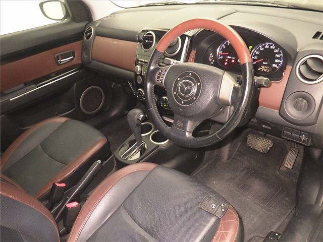 MAZDA VERISA
