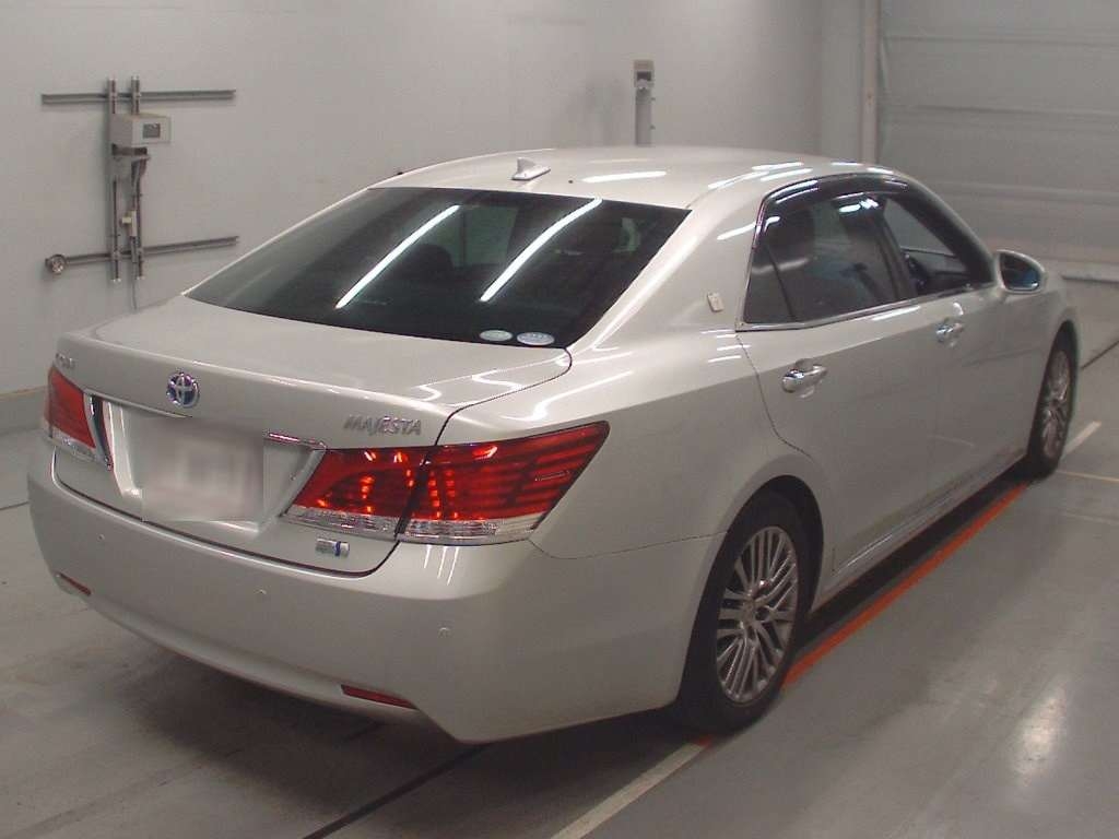 TOYOTA CROWN MAJESTA