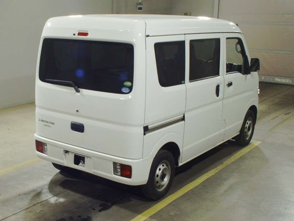 MITSUBISHI MINICAB
