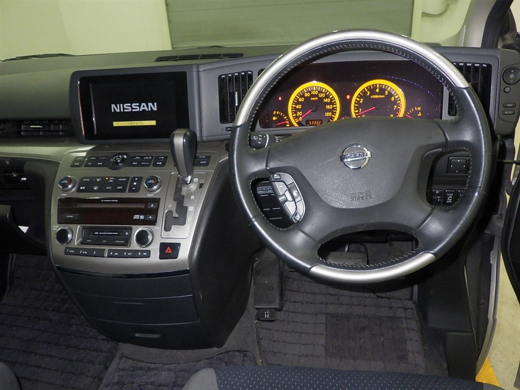 NISSAN ELGRAND