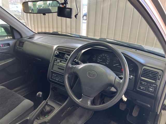 TOYOTA CARINA