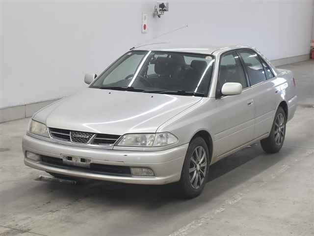TOYOTA CARINA