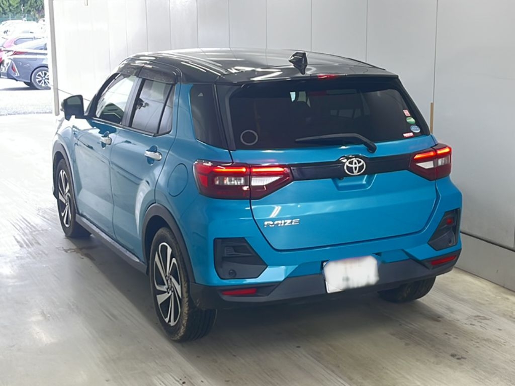 TOYOTA RAIZE