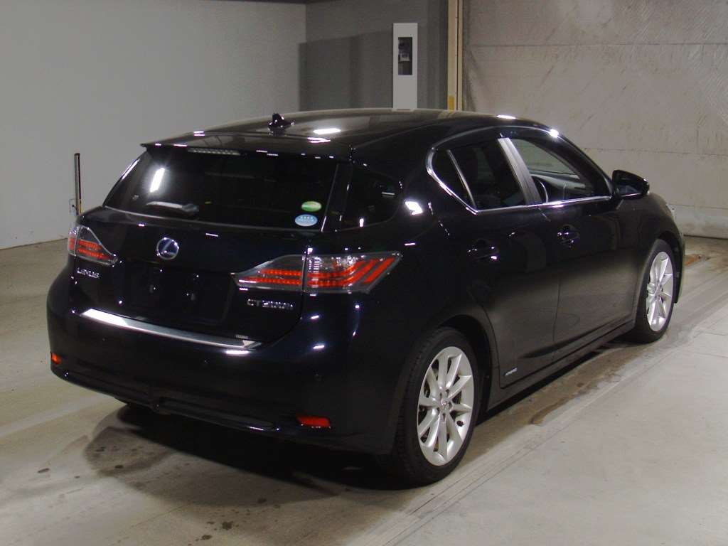 LEXUS CT200H