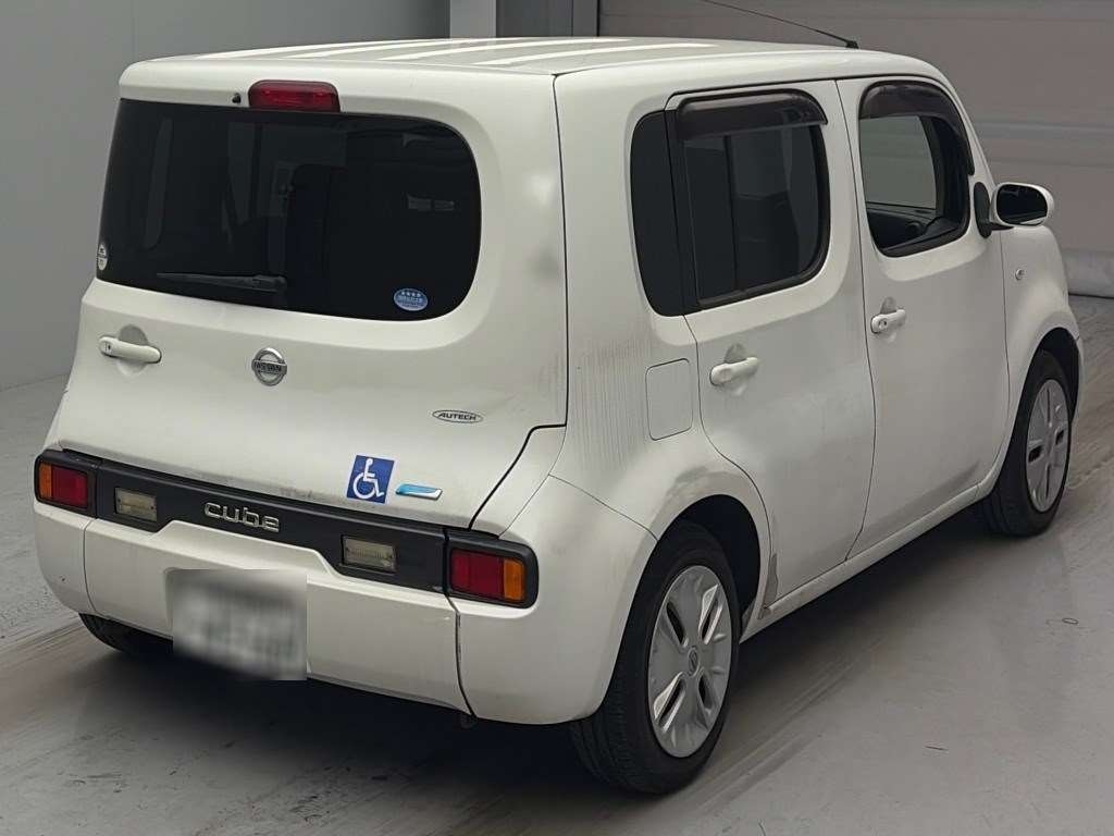 NISSAN CUBE