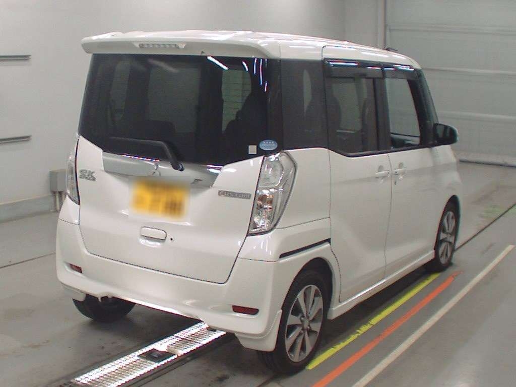 MITSUBISHI EK SPACE