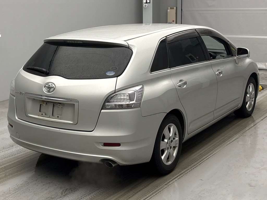 TOYOTA MARK X ZIO