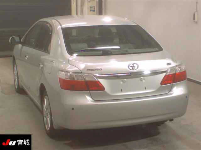 TOYOTA PREMIO