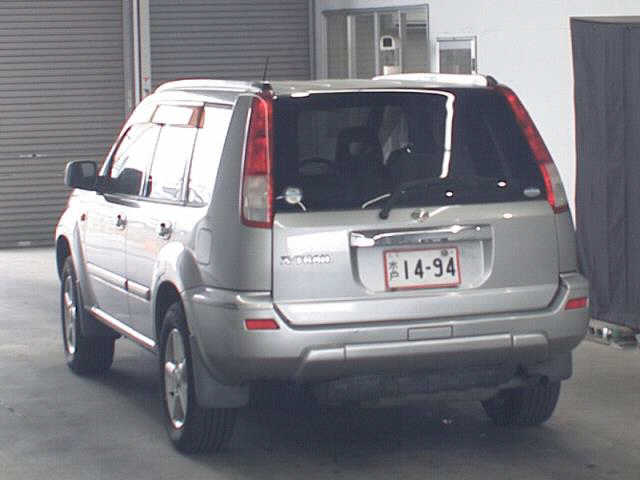 NISSAN X-TRAIL