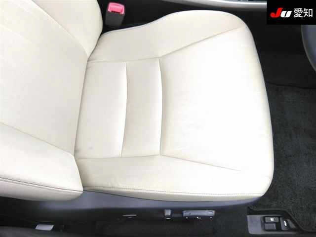 TOYOTA SAI