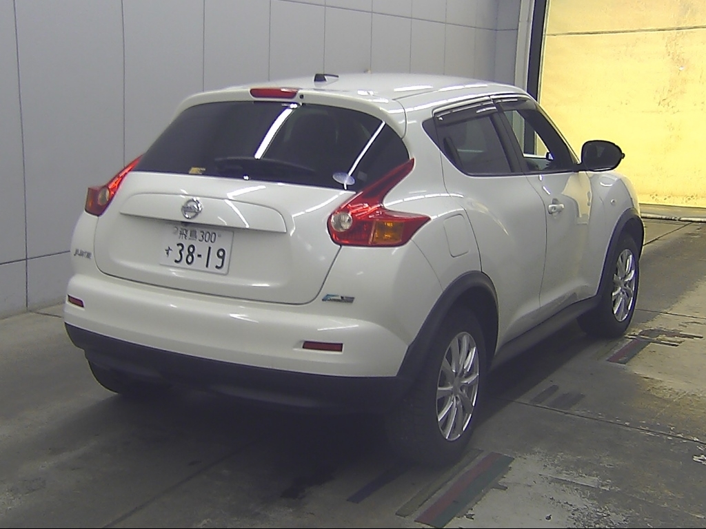 NISSAN JUKE