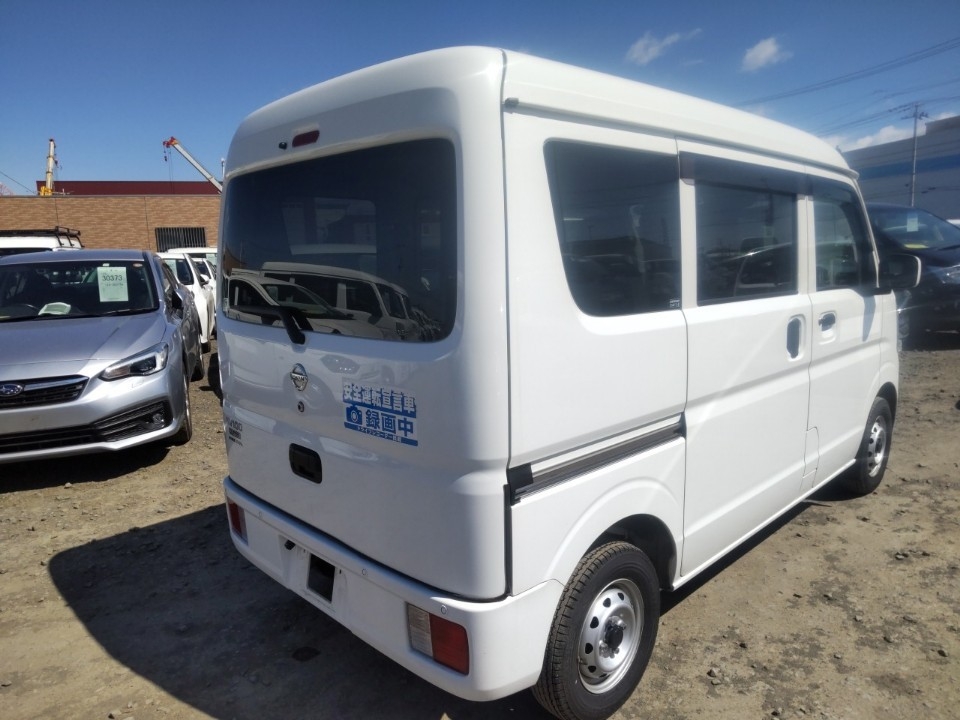 NISSAN NV100 CLIPPER