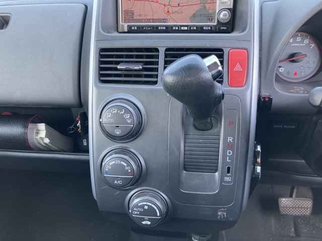 HONDA MOBILIO SPIKE
