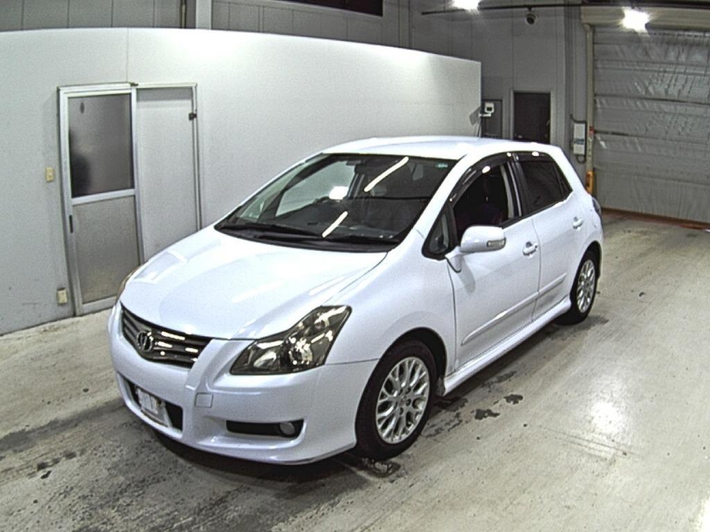 TOYOTA BLADE