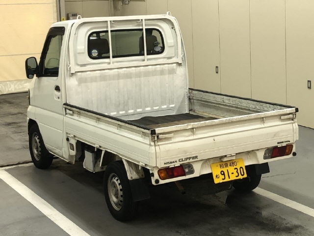 NISSAN CLIPPER