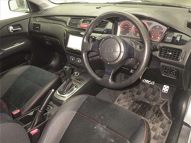 MITSUBISHI LANCER EVOLUTION