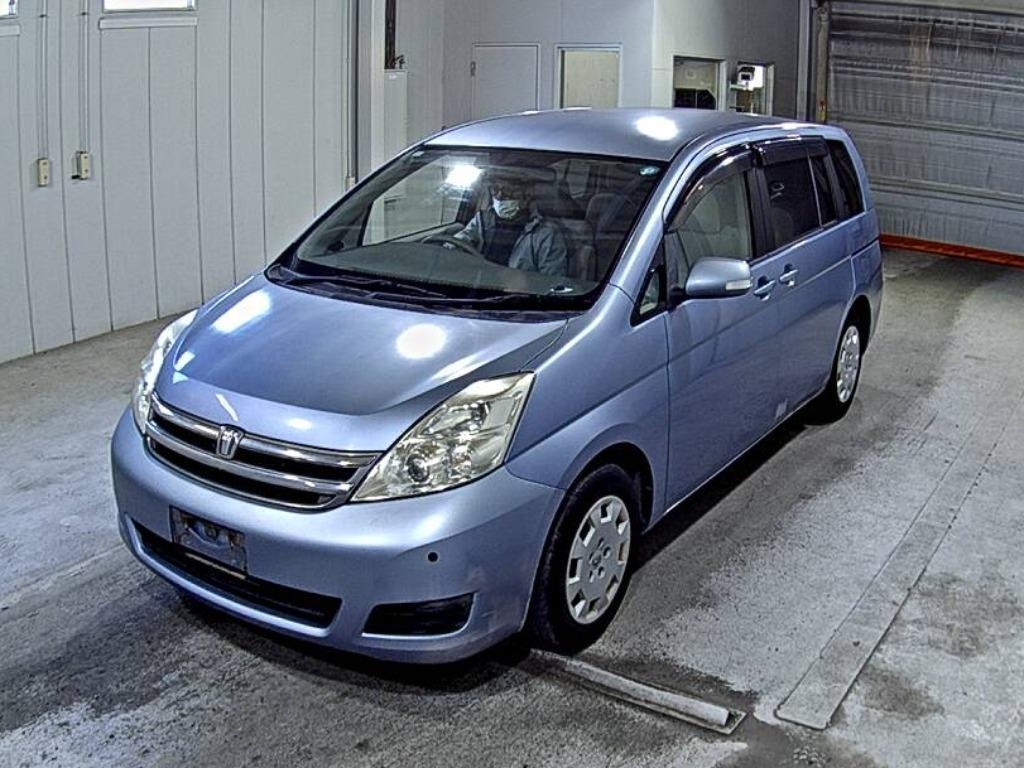 TOYOTA ISIS