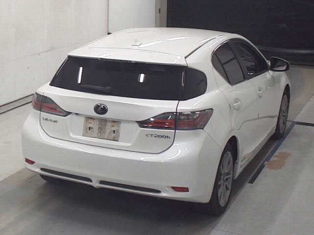 LEXUS CT200H