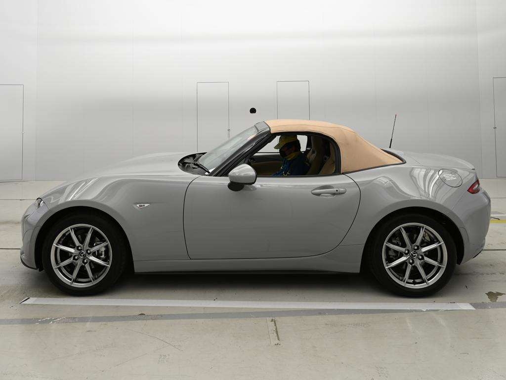 MAZDA ROADSTER