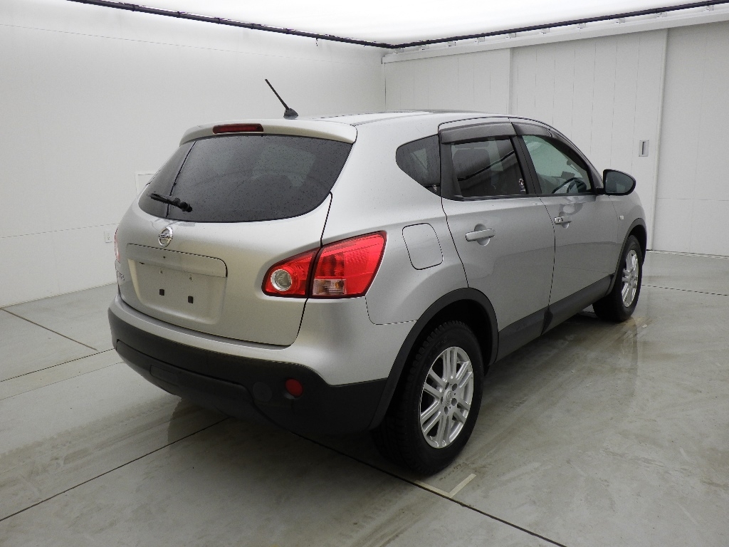 NISSAN DUALIS