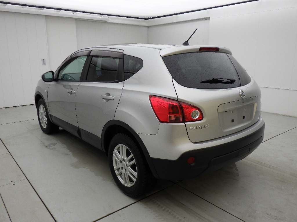 NISSAN DUALIS