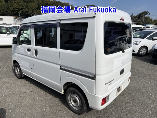 MITSUBISHI MINICAB