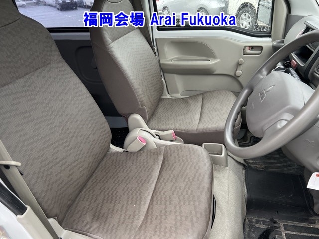MITSUBISHI MINICAB