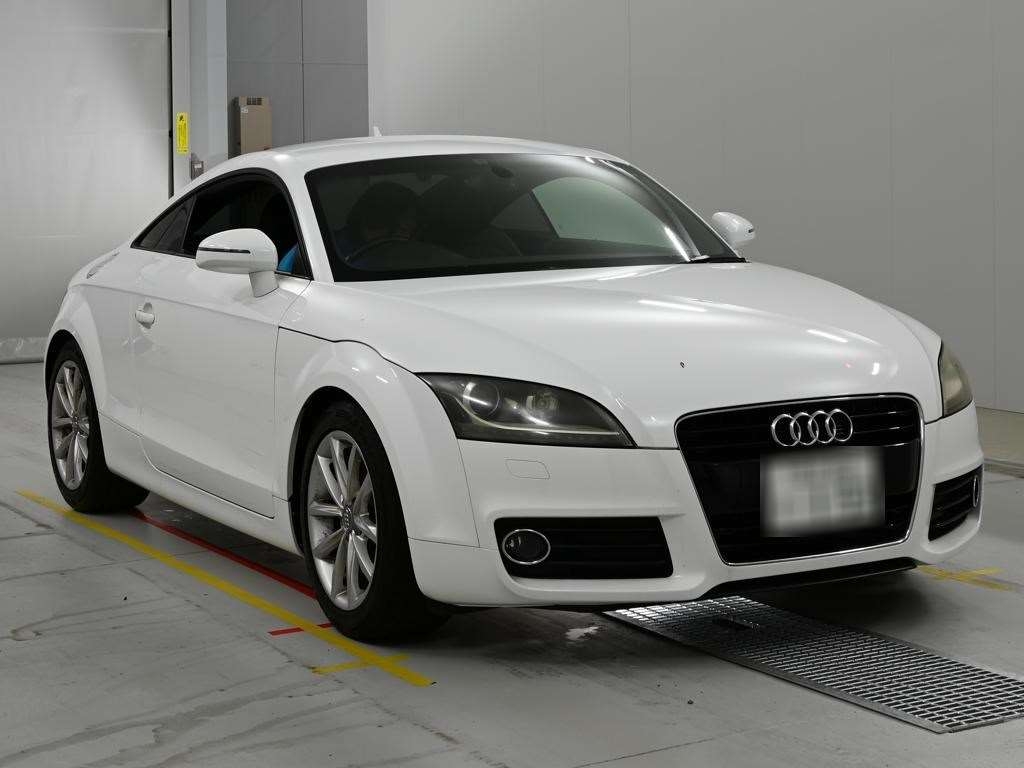 AUDI TT