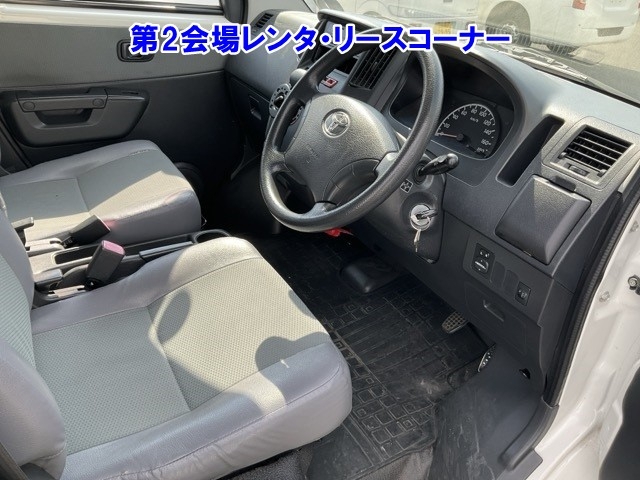 TOYOTA TOWN ACE