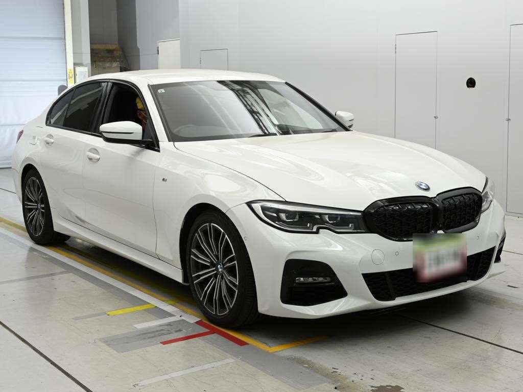 BMW 3-SERIES