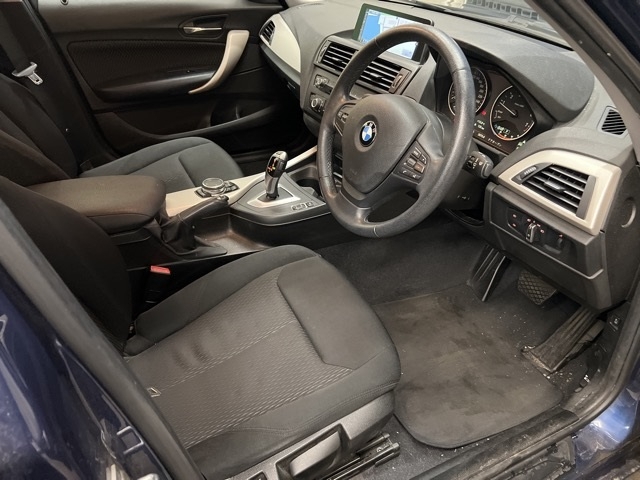 BMW 1-SERIES