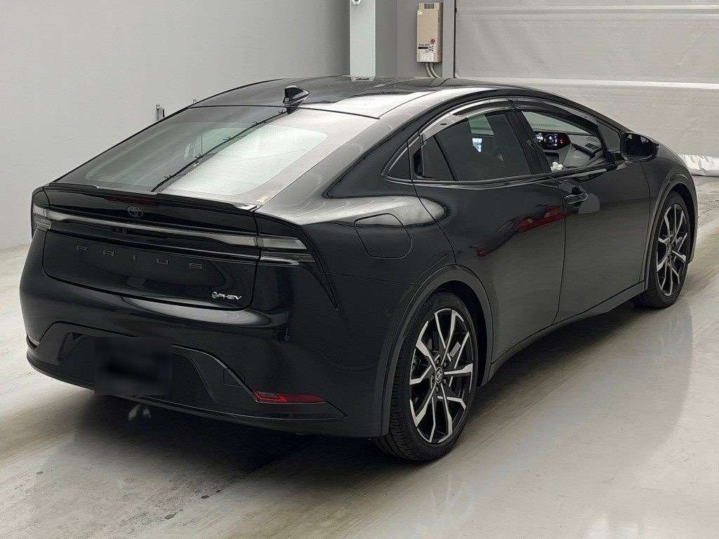 TOYOTA PRIUS PHV