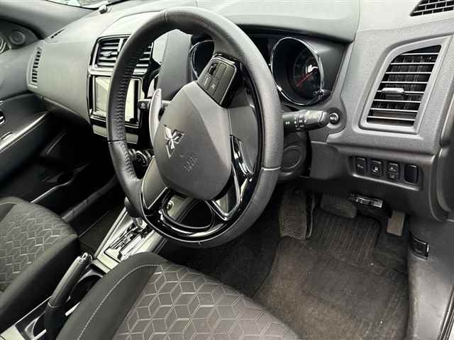 MITSUBISHI RVR