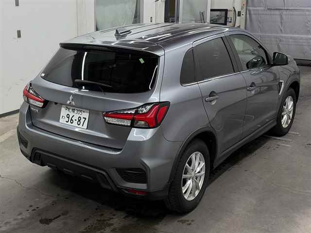 MITSUBISHI RVR