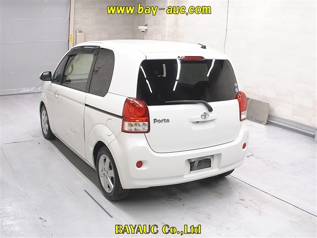TOYOTA PORTE