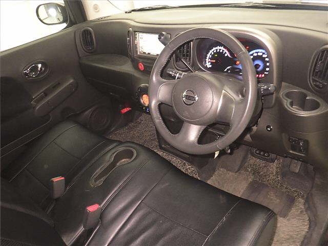 NISSAN CUBE