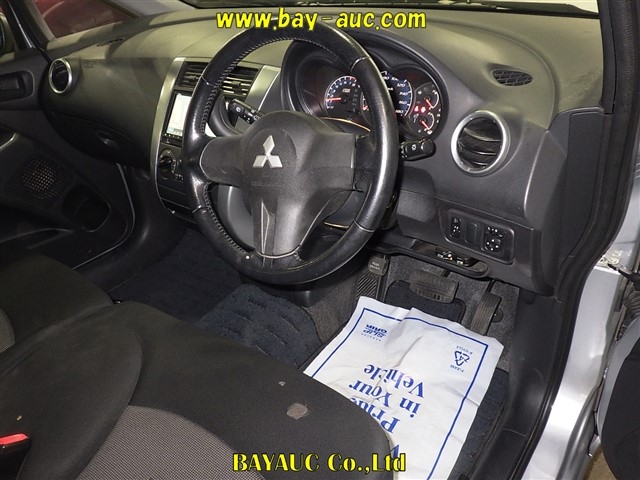 MITSUBISHI COLT PLUS