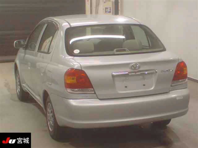 TOYOTA PLATZ