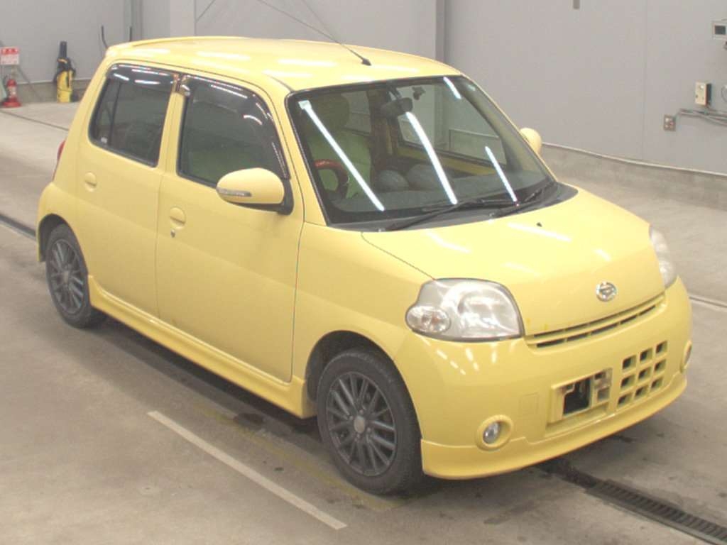 DAIHATSU ESSE