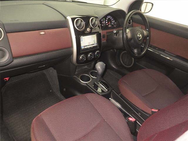 MAZDA VERISA