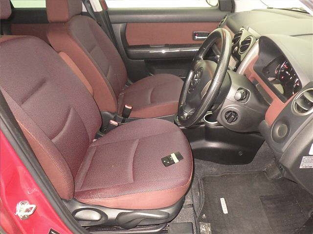 MAZDA VERISA