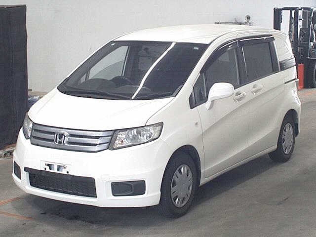 HONDA FREED SPIKE