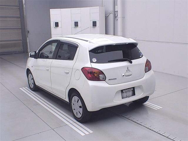 MITSUBISHI MIRAGE