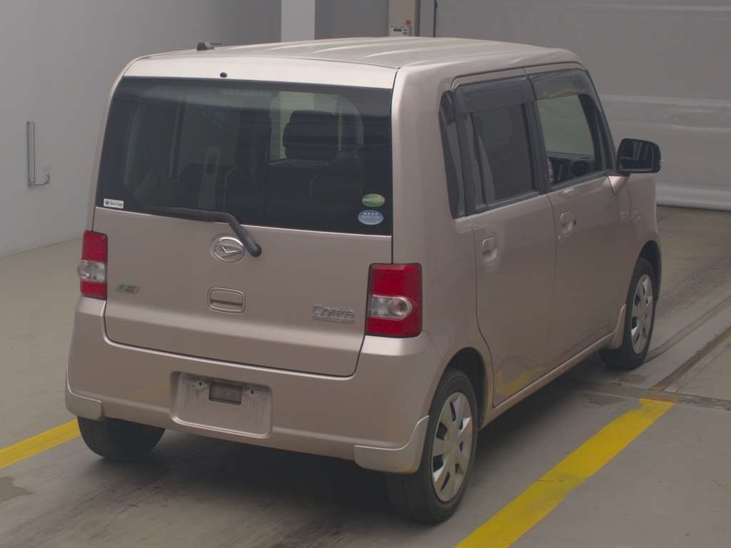 DAIHATSU MOVE CONTE