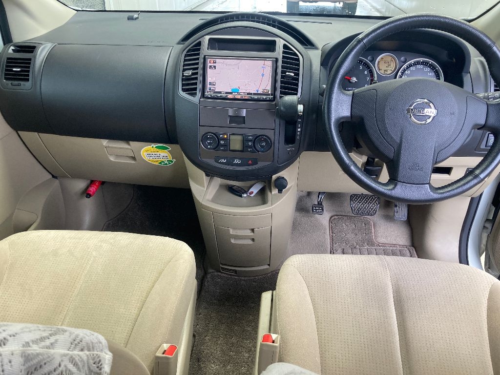 NISSAN LAFESTA