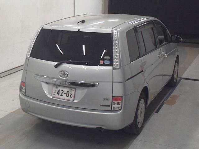 TOYOTA ISIS
