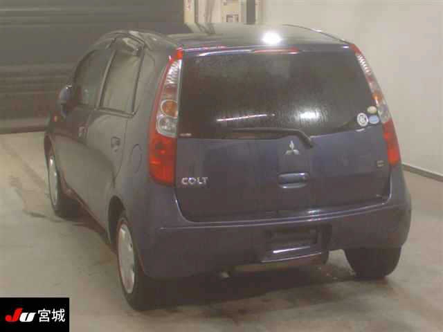 MITSUBISHI COLT