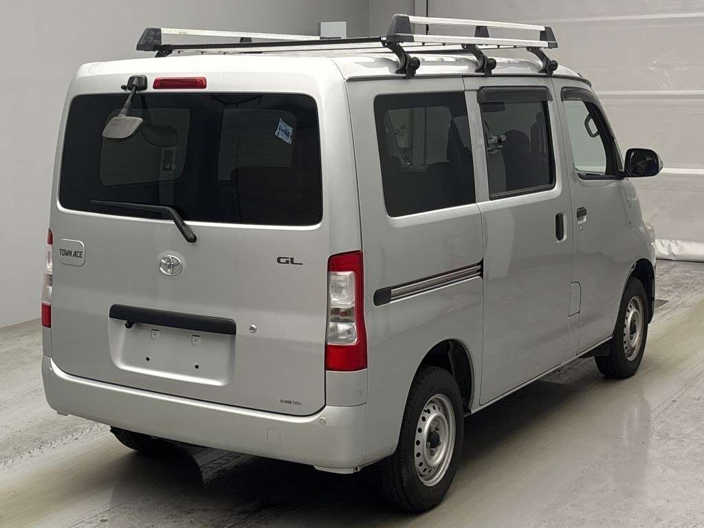 TOYOTA TOWN ACE