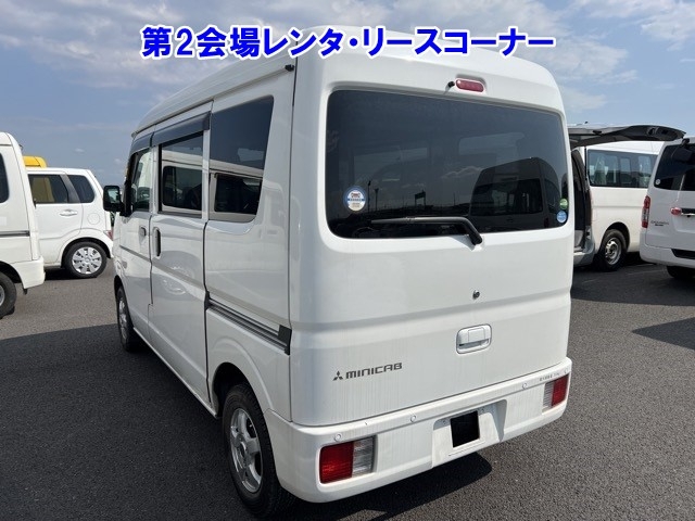 MITSUBISHI MINICAB